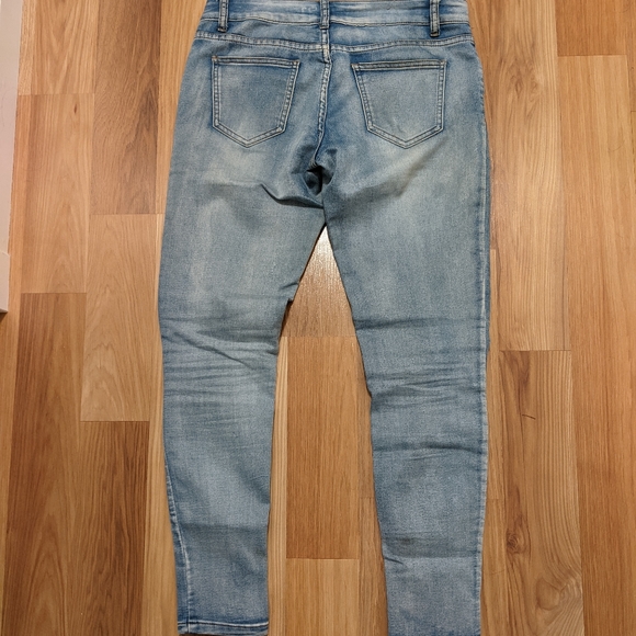 3/25 Light wash Low-rise Stretch Jeggings - Picture 4 of 7